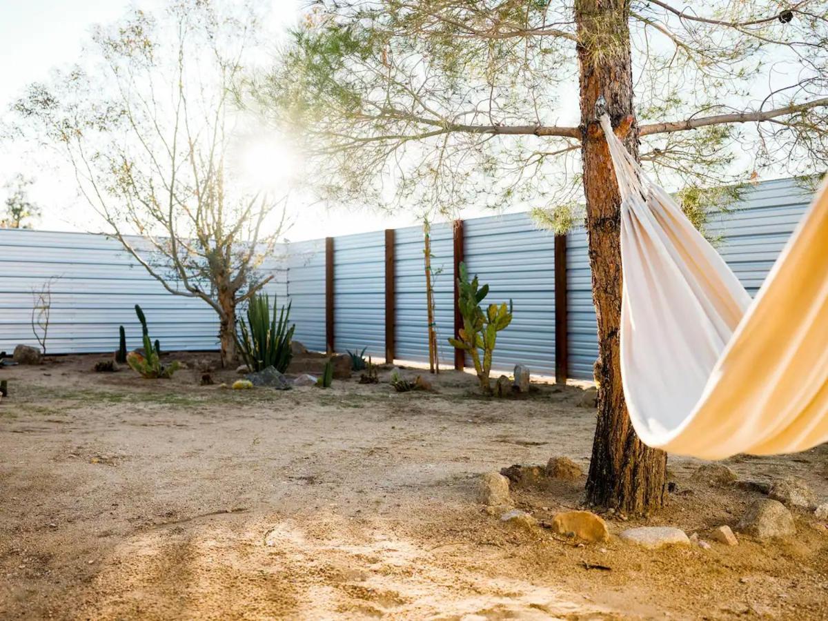 The Zen - Outdoor Shower, Gas Fireplace, Walkable To Shops & Restaurants Joshua Tree Exterior foto